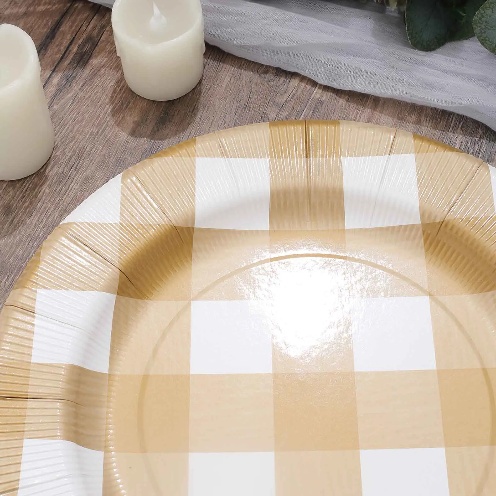 10 Pack Gold / White Buffalo Plaid Disposable Serving Trays, Round Checkered Sunray Cardboard Charger Plates 350 GSM 13"