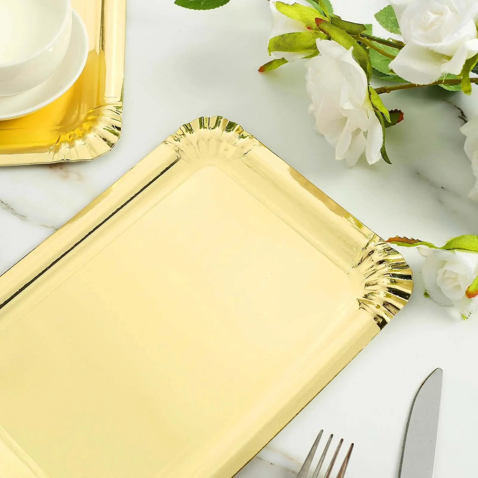 10 Pack Metallic Gold Paper Cardboard Serving Trays, Rectangle Party Platters With Scalloped Rim 400 GSM 9"